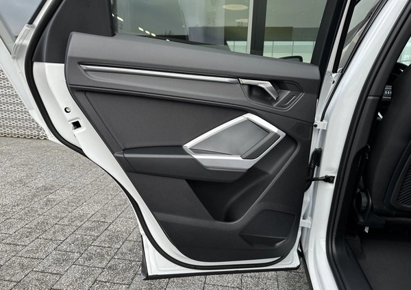 Audi Q3 cena 188100 przebieg: 5, rok produkcji 2024 z Dzierzgoń małe 326